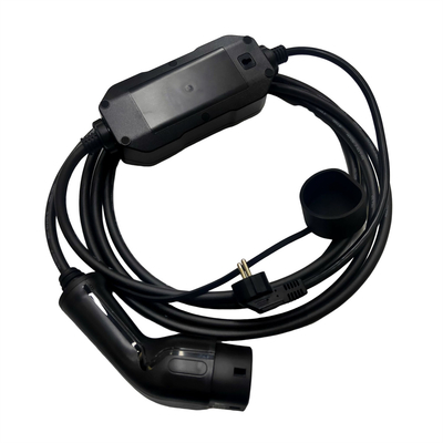 IEC62196 मानक 2.1 TPU केबल के साथ Schuko चार्जिंग प्लग EV पोर्टेबल चार्जर