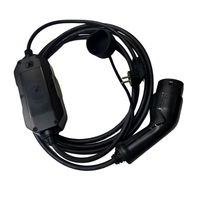 IEC62196 मानक 2.1 TPU केबल के साथ Schuko चार्जिंग प्लग EV पोर्टेबल चार्जर